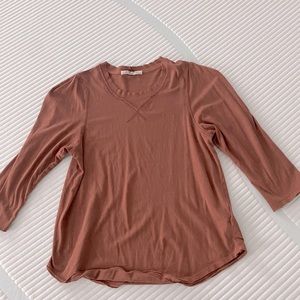 Free people quarter length shirt with pleated sleeves